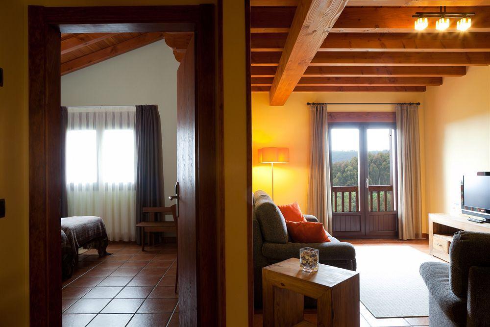 Hotel Txaraka Bermeo Esterno foto