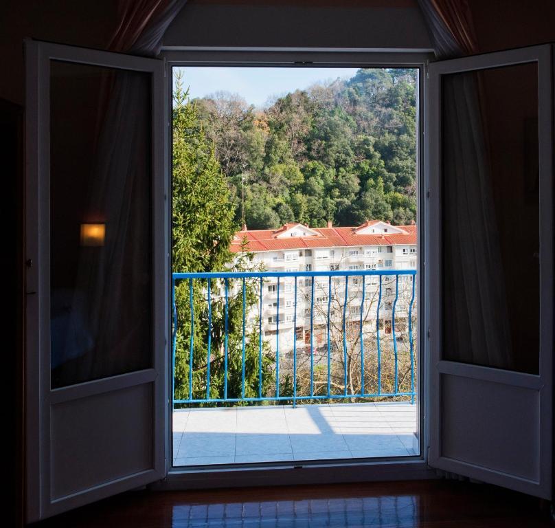 Hotel Txaraka Bermeo Esterno foto