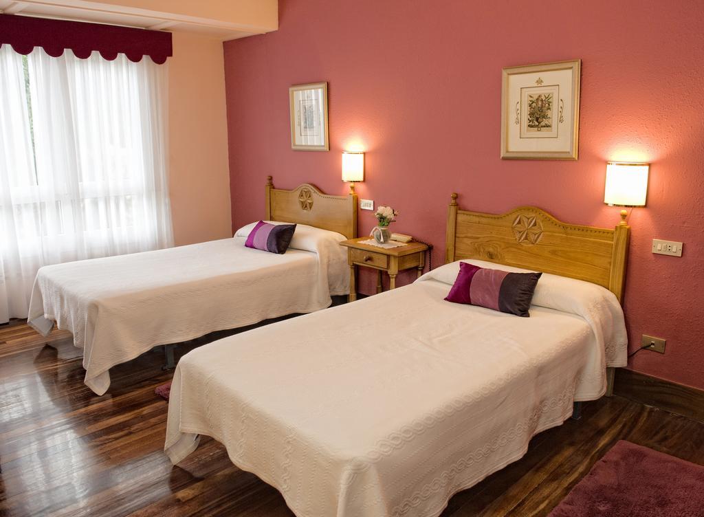 Hotel Txaraka Bermeo Esterno foto