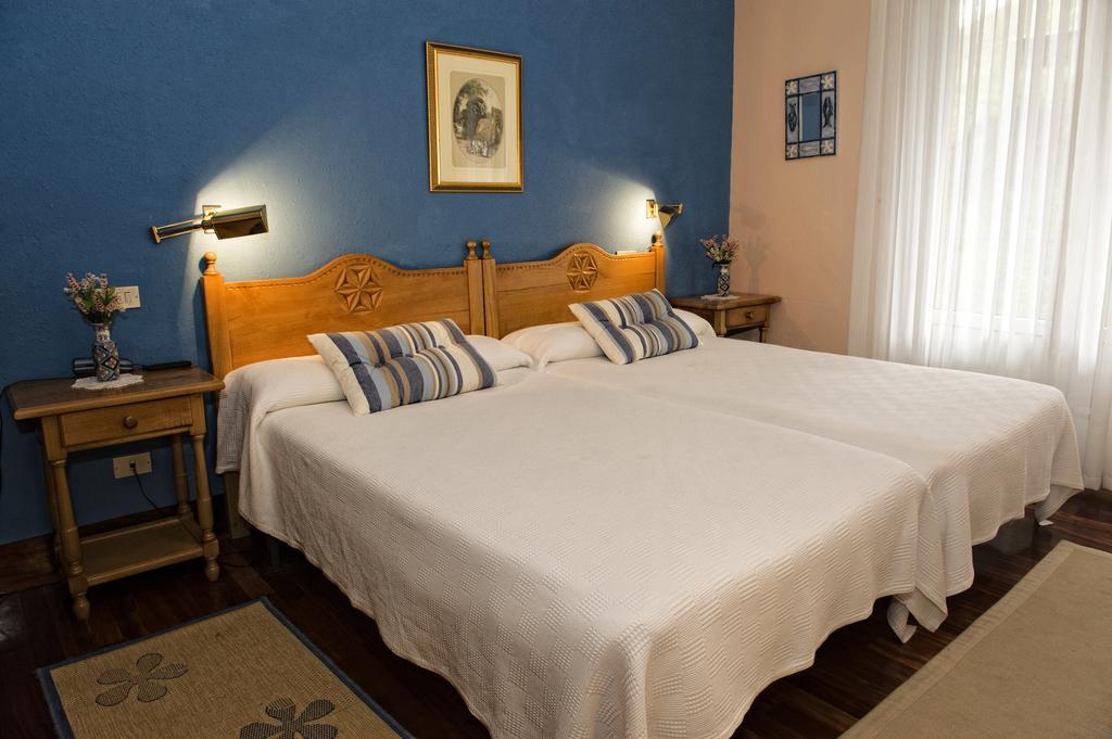 Hotel Txaraka Bermeo Esterno foto